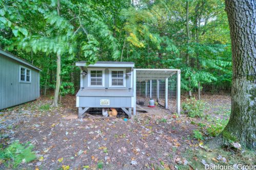 1626 Orshal Rd, Meskegon MI 49445-8804 exterior