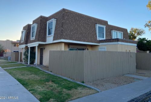 8413 34th Ave, Phoenix AZ 85053-2909 exterior