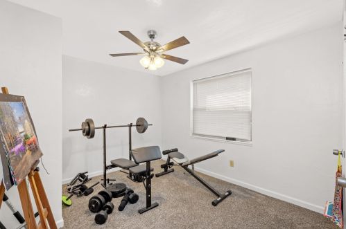 3475 Clearfield St, Pittsburgh PA 15204-1538 exterior