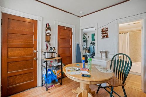 43 Linwood Ave, Providence RI 02911-3031 exterior