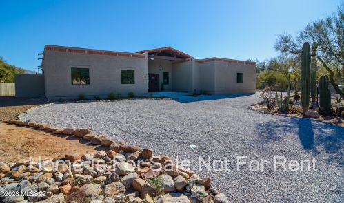 5690 Placita Amanecer, Tucson AZ  85718-4002 exterior