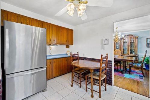 561 Clemson Dr, Pittsburgh PA 15243-1736 exterior