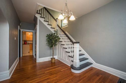 18 Linwood Ave, Pittsburgh PA  15205-4414 exterior