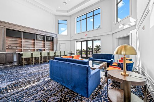 8602 Logia Cir, Boynton Beach FL 33472-7112 exterior