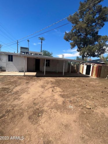 2901 21st Ave, Phoenix AZ 85027-3422 exterior