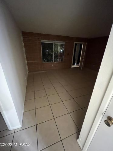 114 Alturas St, Tucson AZ  85705-4574 exterior