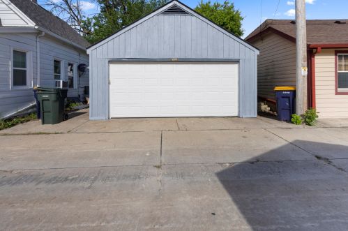 2211 69, Milwaukee WI 53219-2906 exterior