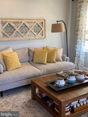 151 Linwood Ave, Ardmore PA 19003-2706 exterior