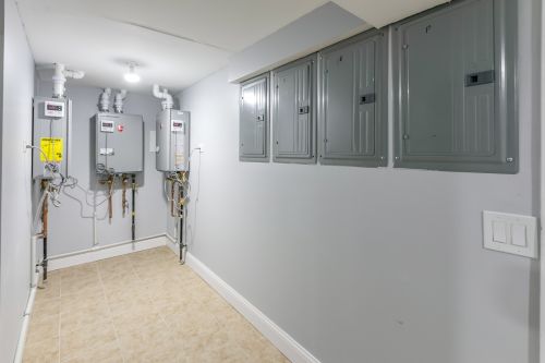 5410 Kimball Ave, Chicago IL  60625-4620 exterior