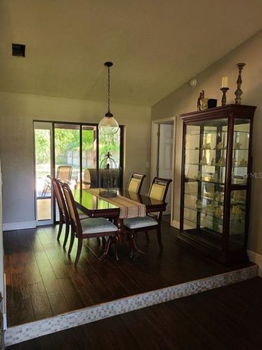 12504 Twin Br Acres Rd, Tampa FL 33626-4423 exterior