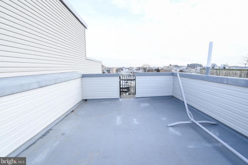 2203 Cumberland St, Philadelphia PA 19125-1732 exterior