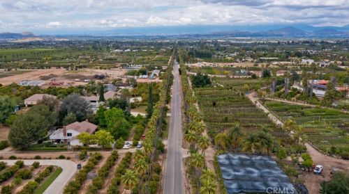 1710 Monroe St, Riverside CA 92504-2937 exterior