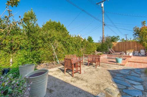 13561 Malena Dr, Tustin CA 92780-1914 exterior