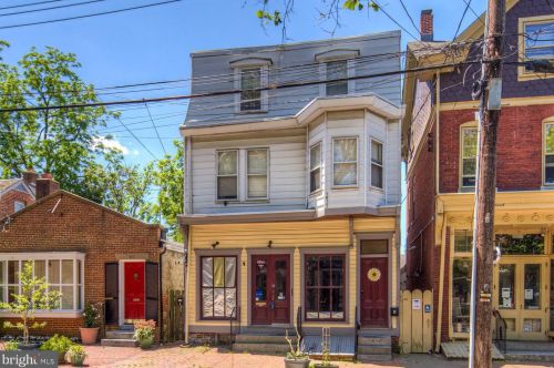 412 Delaware St, New Castle DE 19720-5045 exterior