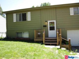 9123 Grand Ave, Omaha, NE 68134-2723