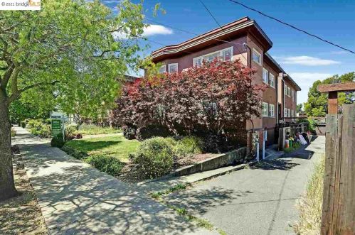 2626 Hillegass Ave, Berkeley, CA 94704-3350