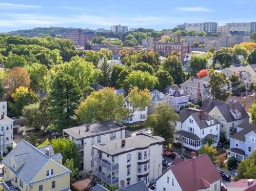 82 Elmira St, Boston MA exterior