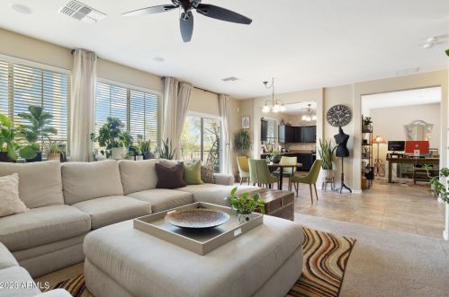 2730 Ellis St, Phoenix AZ 85042-6330 exterior