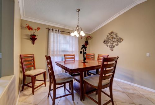 3444 Fashoda St, Fort Pierce FL 34953-4643 exterior