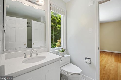 11008 Stanmore Dr, Rockville MD exterior