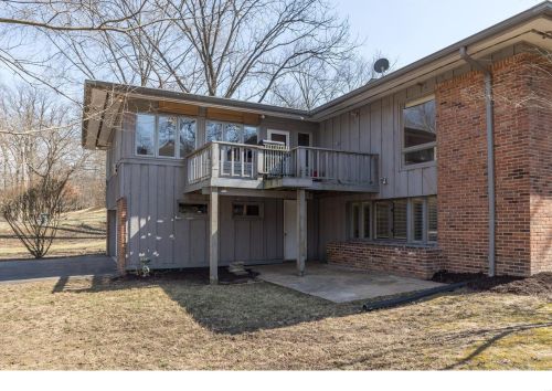 9909 Holliston Ct, Saint Louis MO 63124-1019 exterior