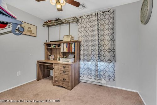 365 Western Blvd, Berkeley Township NJ  08721-2855 exterior