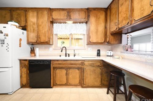 13809 Ibbetson Ave, Bellflower CA 90706-2522 exterior