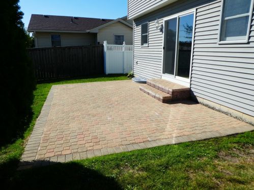 7002 Monmouth Dr, Joliet IL 60431-6042 exterior