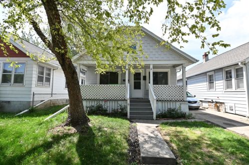 5811 Park Hill Ave, Milwaukee, WI 53213-4249