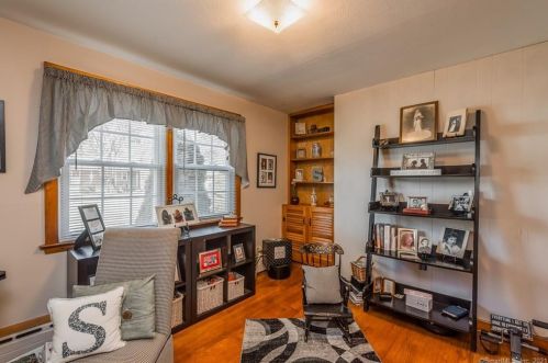 211 Frst St, Hartford CT 06118-2349 exterior