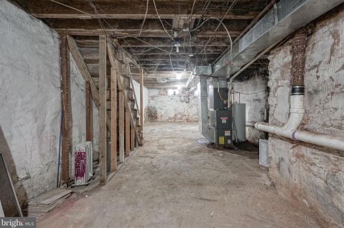 1310 17 St, Philadelphia PA 19121-5041 exterior