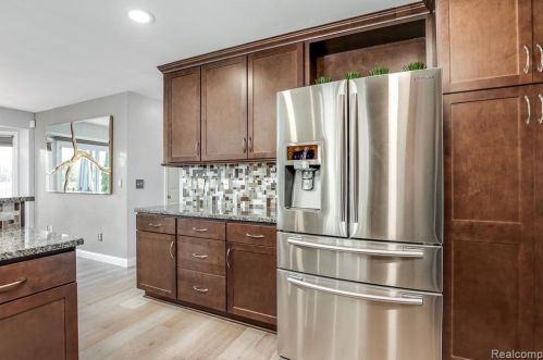 52129 Monaco Dr, Macomb Township MI  48042-6023 exterior