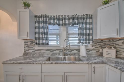 4261 Van Buren St, Gary IN 46408-3945 exterior