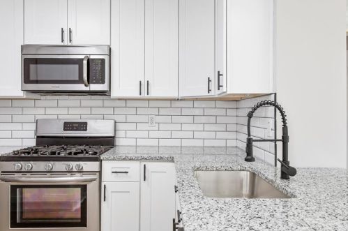 320 Emerald Grn Ct, Atlanta GA 30349-8420 exterior