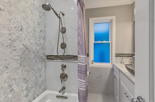 93 Brookside Ave, Mount Vernon NY 10553-1318 exterior