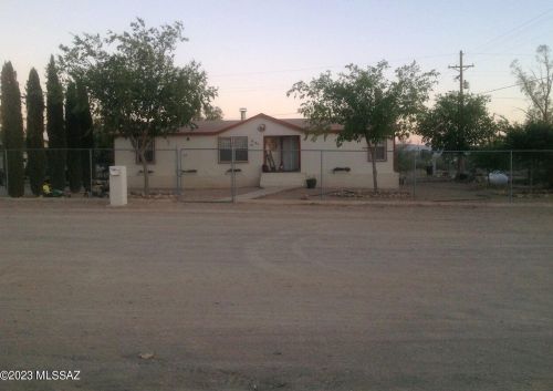 9181 Bruce St, Tucson, AZ 85735-1717