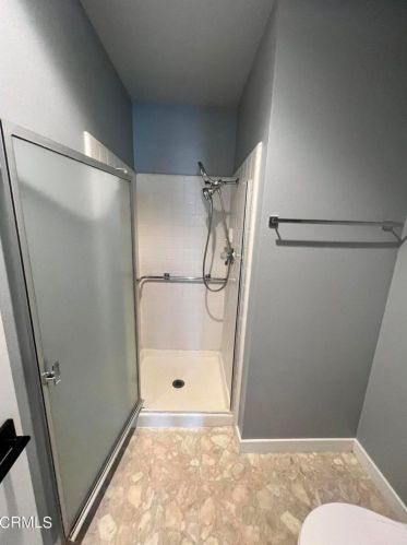 636 Holly Ave, Oxnard CA  93036-1931 exterior