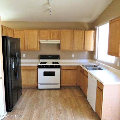 4488 Holly Berry Way, Tucson AZ  85741-4049 exterior