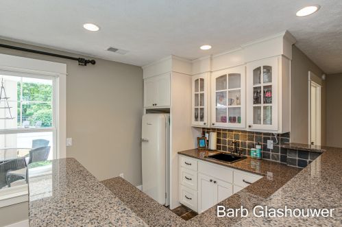 4424 Whitewood Farms Dr, Grand Rapids MI 49525-3487 exterior