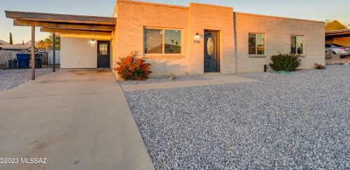 9301 29th St, Tucson AZ  85710-8015 exterior