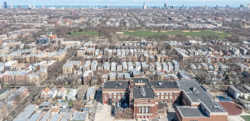 4231 Richmond St, Chicago IL 60618-2615 exterior