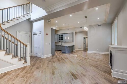 80 Claremont Rd, Bernardsville, NJ 07924-2269