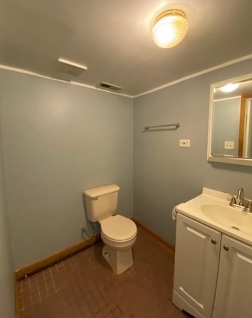 5751 Addison St, Chicago IL 60634-4316 exterior