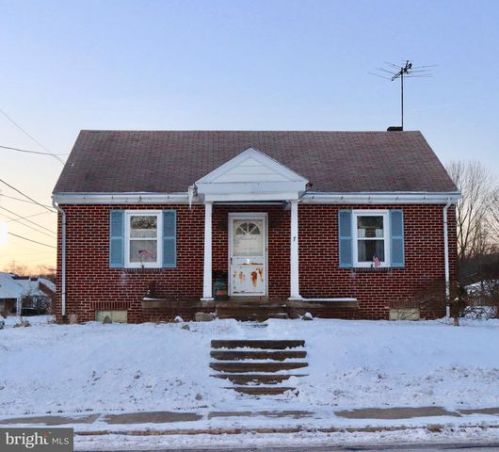 7 Grosstown Rd, Pottstown, PA 19464-6105