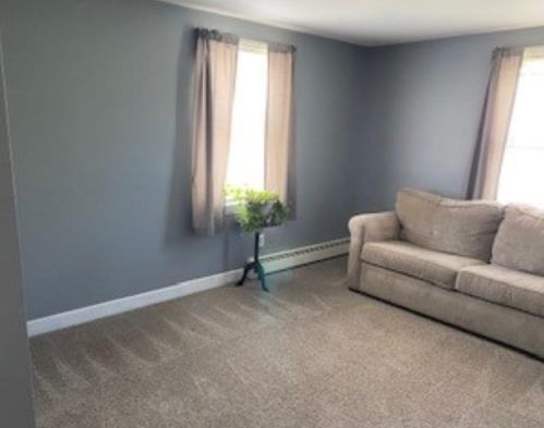 270 Main St, Seabrook NH 03874-4516 exterior