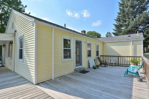 109 Flagg St, Worcester MA  01602-1454 exterior