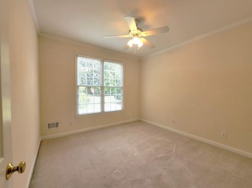 1080 Maycroft Knl, Lithonia GA 30078-7736 exterior