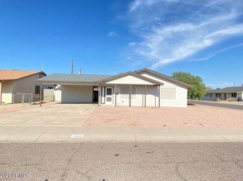 2327 56 Dr, Phoenix AZ 85031-2523 exterior