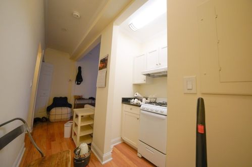 219 Commonwealth Ave, Boston MA 02467 exterior