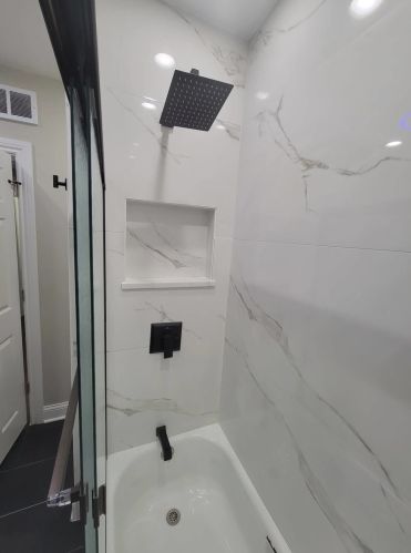 11956 Calumet Ave, Chicago IL  60628-6225 exterior